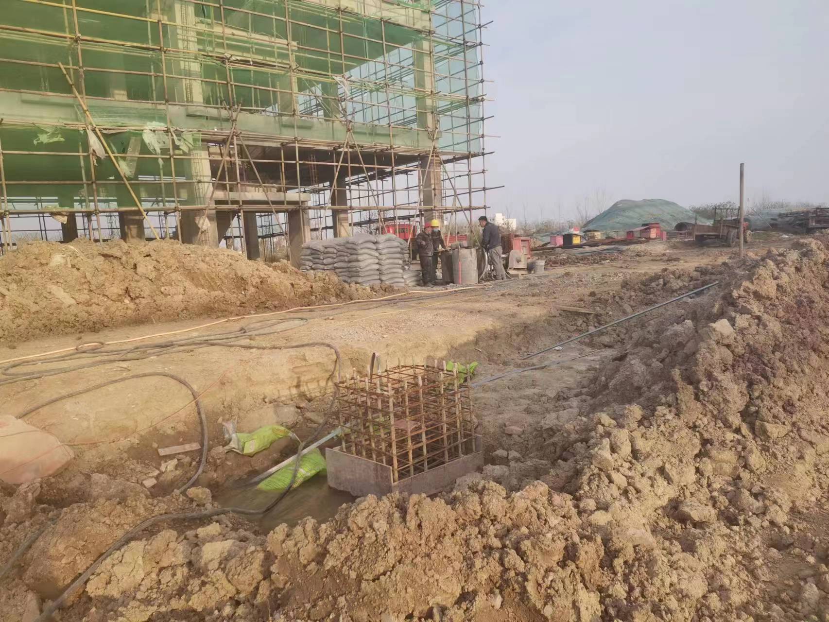 南陵当桥梁出现裂缝的时候应该及时加固修补